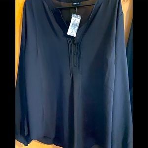 Torrid black chiffon style top NWT